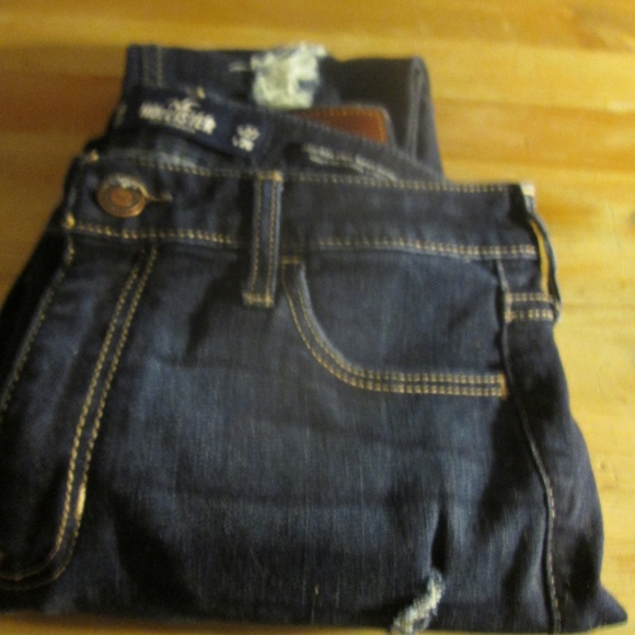 VERY CUTE HIGH RISE JEANS.. - Picture 3 of 3